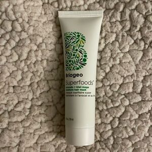 Briogeo trial size superfoods hair mask